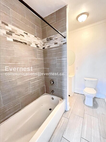 Building Photo - 9429 Brush St