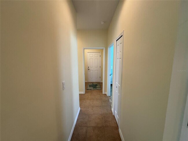 Building Photo - 20096 Pezzana Dr