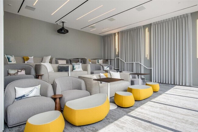 Building Photo - 301 West Ave