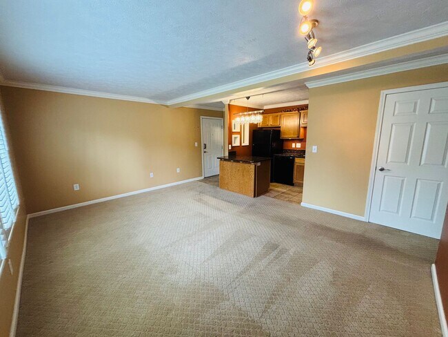 Building Photo - 1775 Liberty Ln