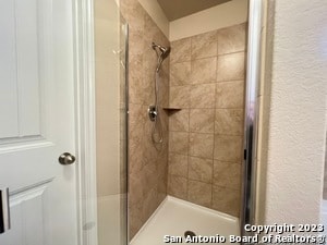 Building Photo - 1713 London Blue