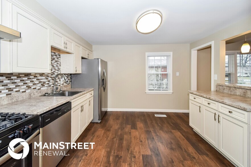 Building Photo - 4851 Maryman Rd