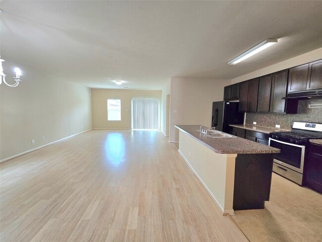 Building Photo - 18319 Tuscana Shores Dr