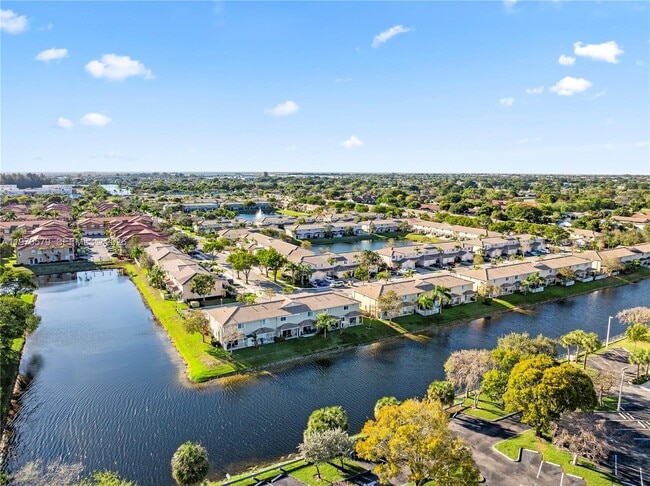 Building Photo - 5905 Abbey Rd