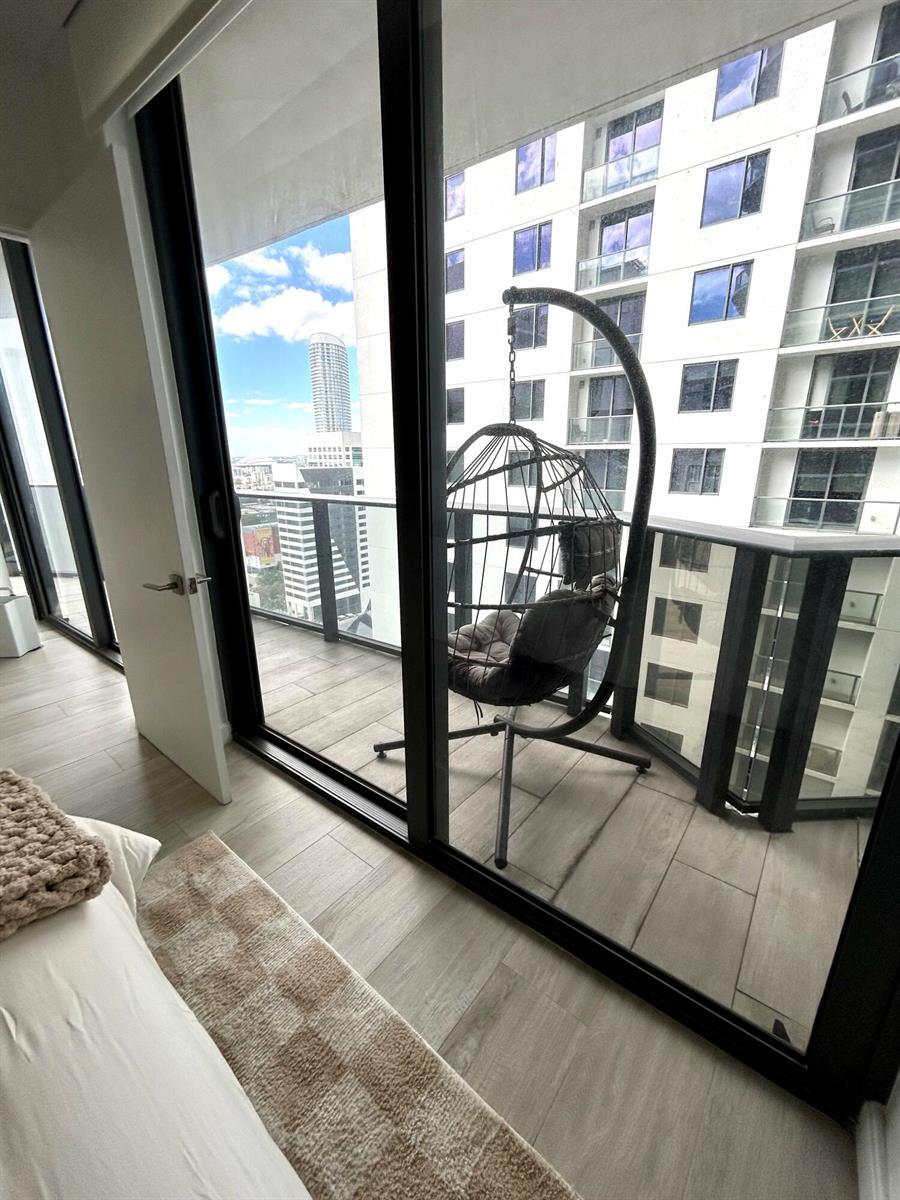 Building Photo - 55 SW 9th St