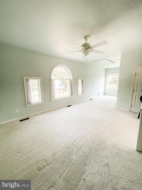 Building Photo - 48186 Mulberry Ln