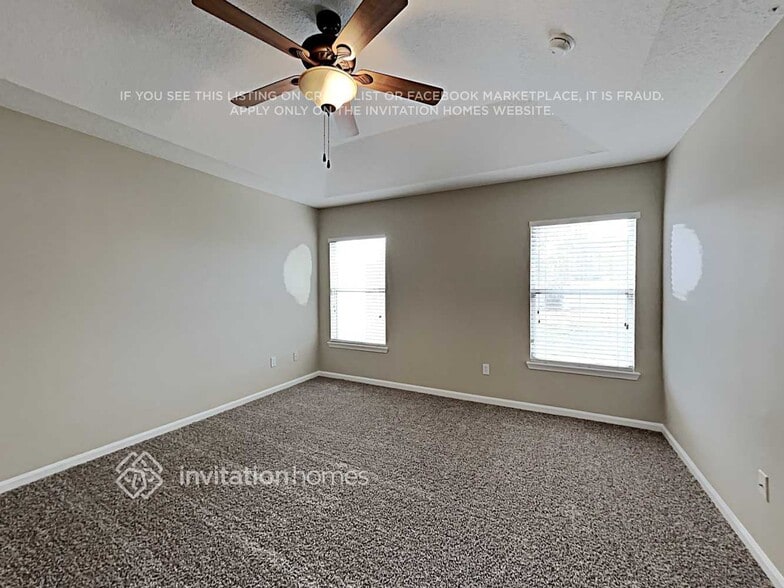 Building Photo - 15574 Spotted Saddle Cir