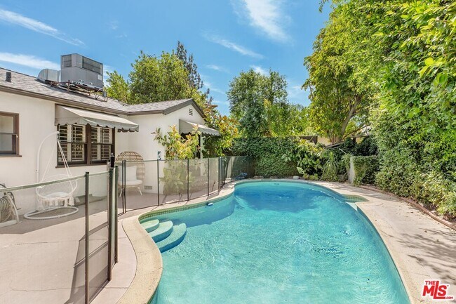 Building Photo - 14225 Enadia Way