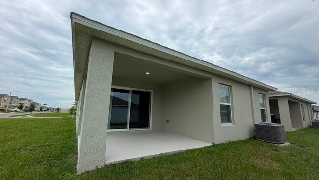 Building Photo - 4904 Mainsail St