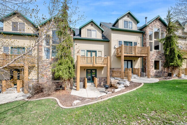 Building Photo - 3562 N Fox Run Dr