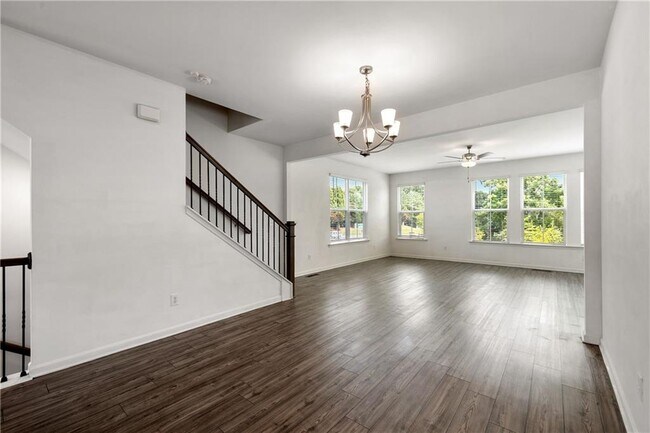 Building Photo - 307 Danville Ave