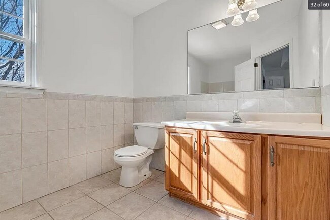 Building Photo - 3290 Birch Hill Dr