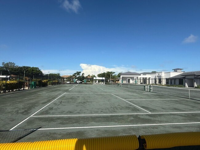 Building Photo - 5778 Phoenix Palm Ct