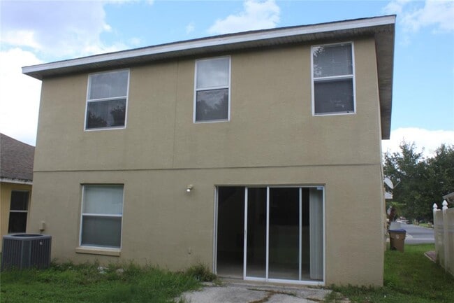 Building Photo - 215 Owenshire Cir