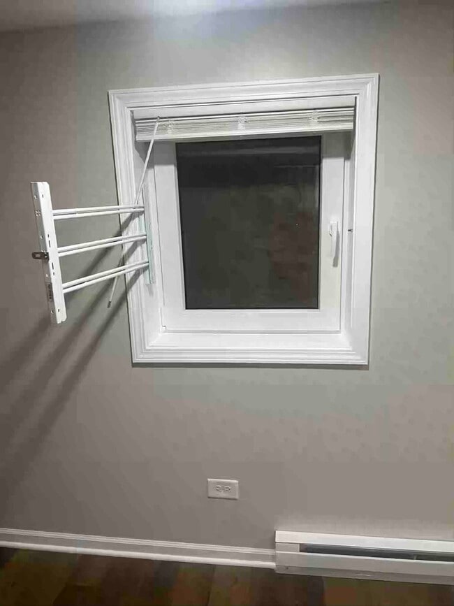 Building Photo - 10434 S Wentworth Ave