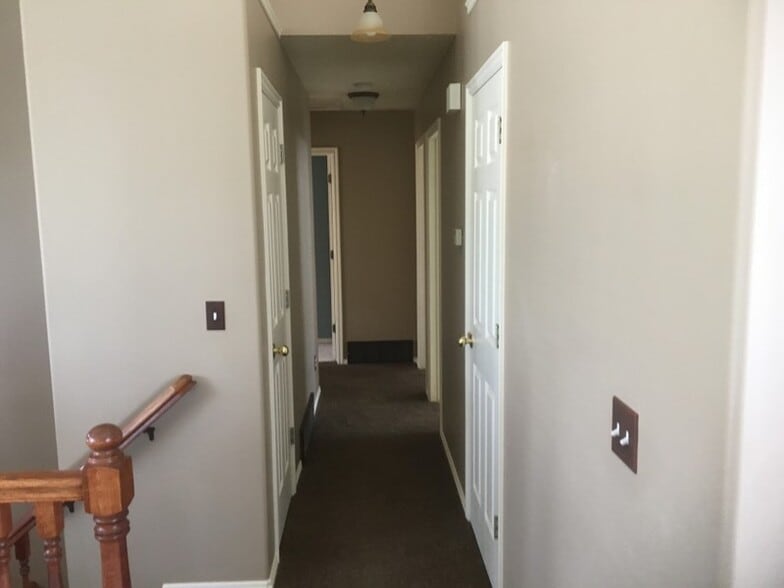 Building Photo - 1186 E 3075 N