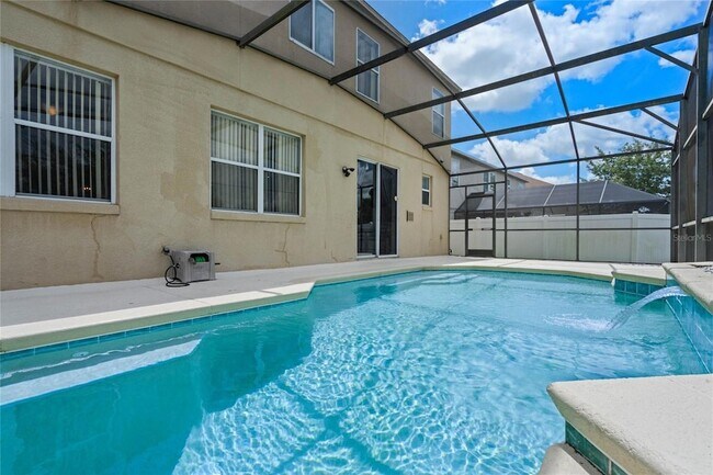 Building Photo - 305 Roseling Crossing