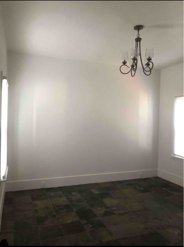 Building Photo - 5408 S 3rd Ave