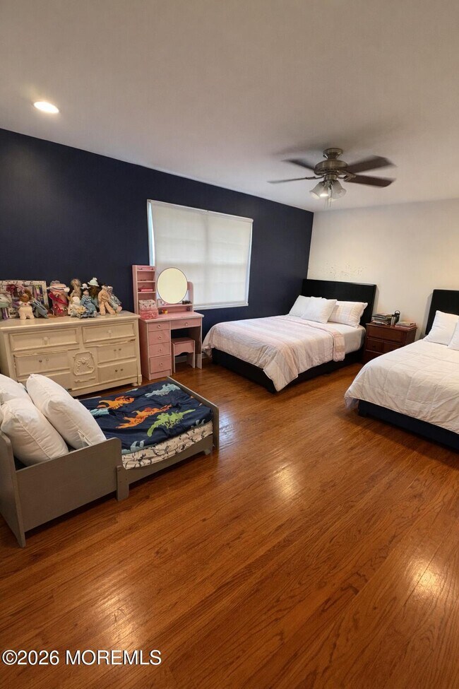 Building Photo - 41 Dwight Dr