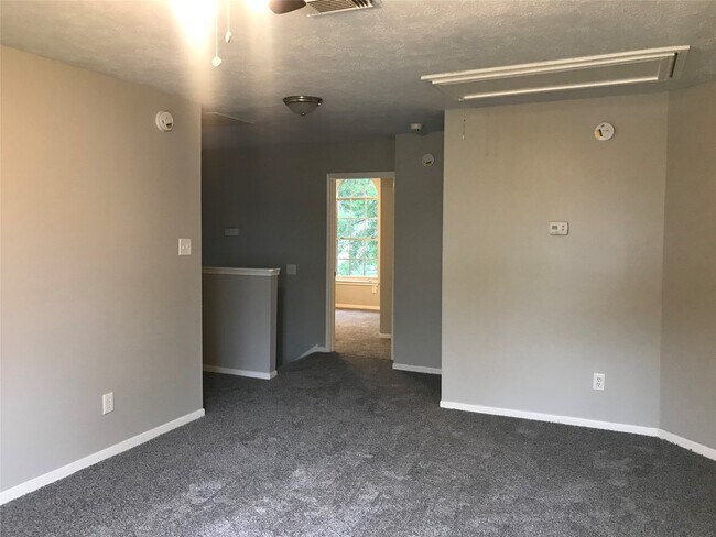 Building Photo - 13723 Sable Ln