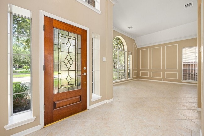 Building Photo - 1919 Valleria Ct