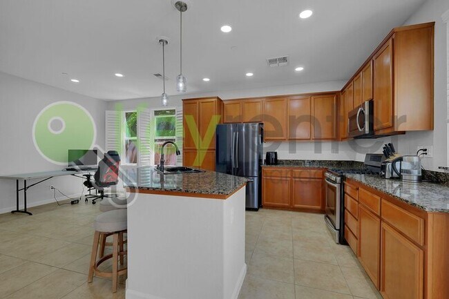 Building Photo - 973 Courtyards Loop