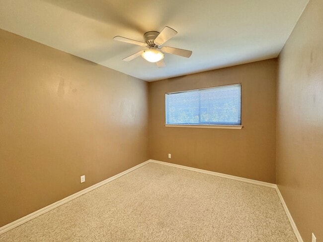 Building Photo - Classic Napa Bel Aire Home 4 Bedrooms, 2 B...