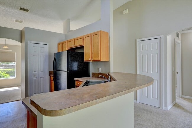 Building Photo - 1507 Ocean Cove St