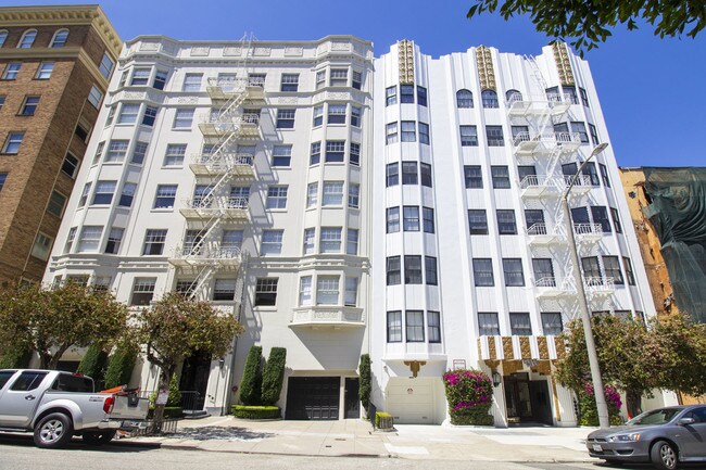 Building Photo - 1870 Pacific Ave