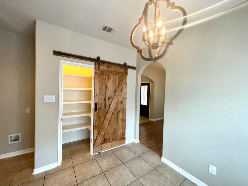 Building Photo - 4235 Fairmeadow Dr