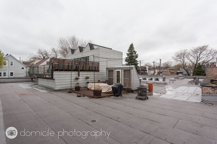 Building Photo - 3312 N Ravenswood Ave