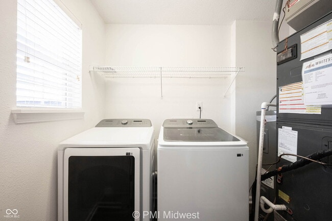 Building Photo - 3460 Firethorn Drive