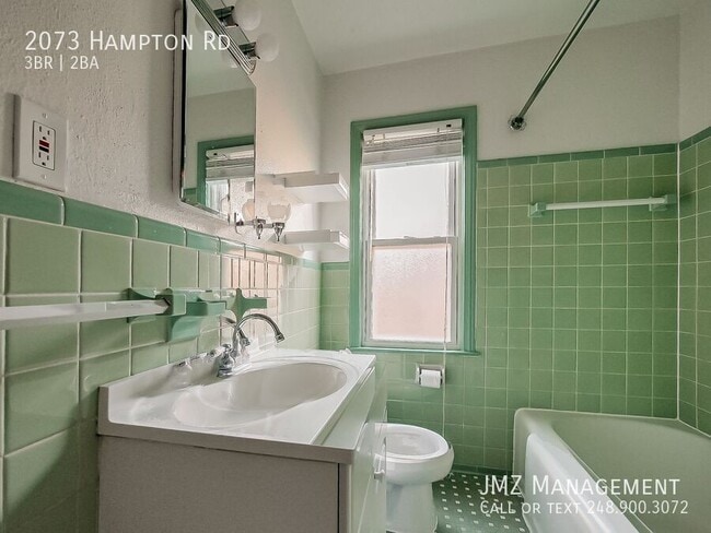 Building Photo - 2073 Hampton Rd