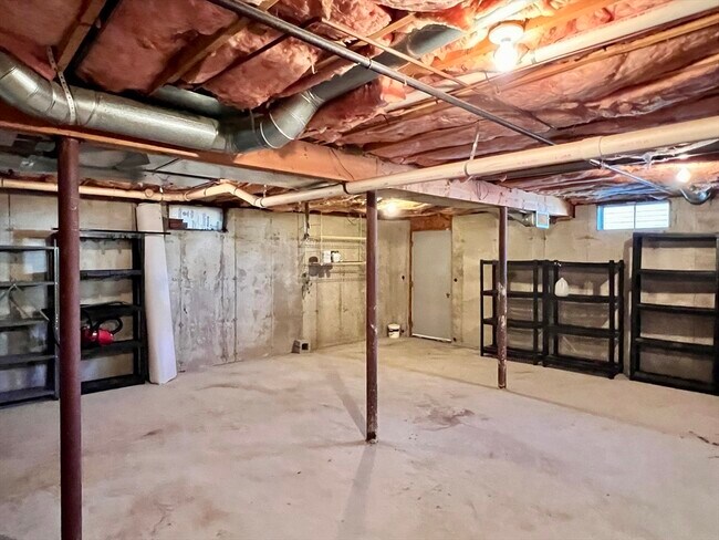 Building Photo - 118 Wyoming Ave