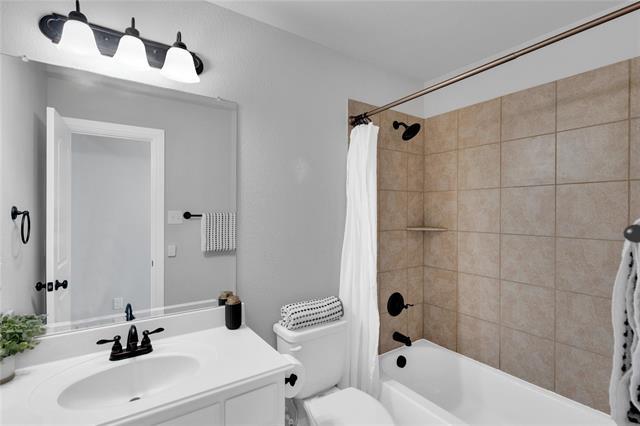 Building Photo - 15101 Wild Duck Way