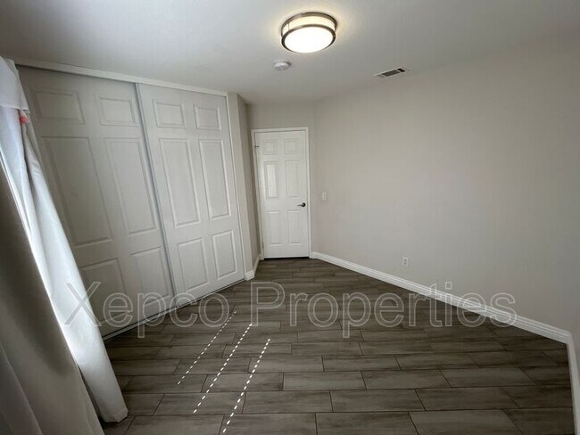 Building Photo - 81812 Tecoma Ave