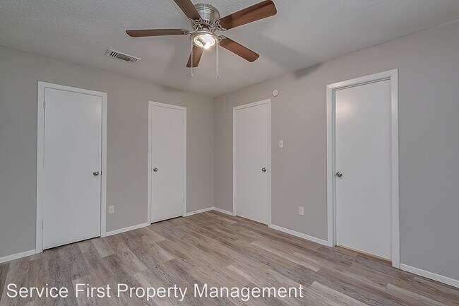 Building Photo - 2 br, 1 bath House - 19458 Cypress Arbor Dr