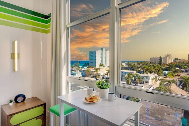 Building Photo - 777 N Ocean Dr