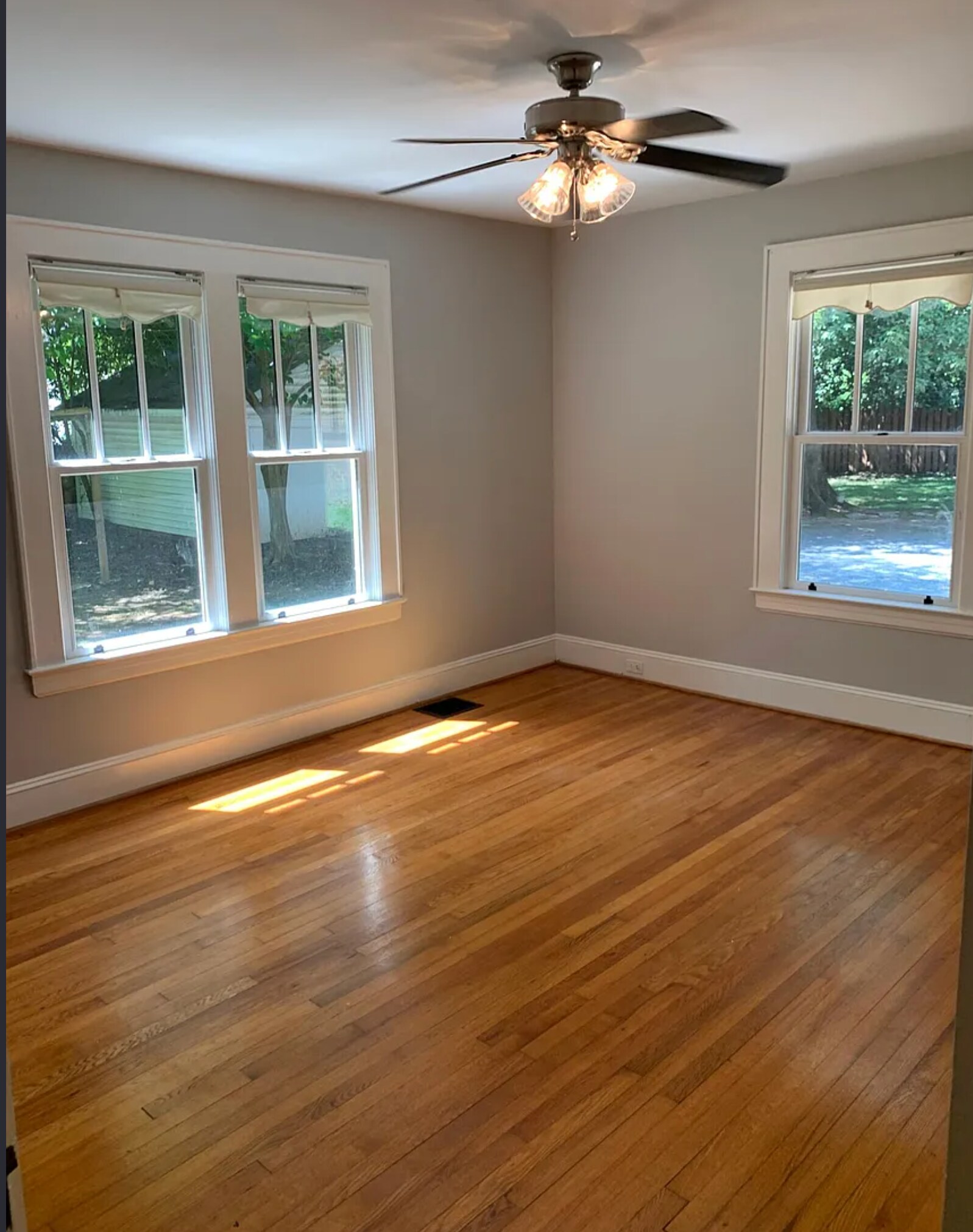 Building Photo - 2146 McClintock Rd