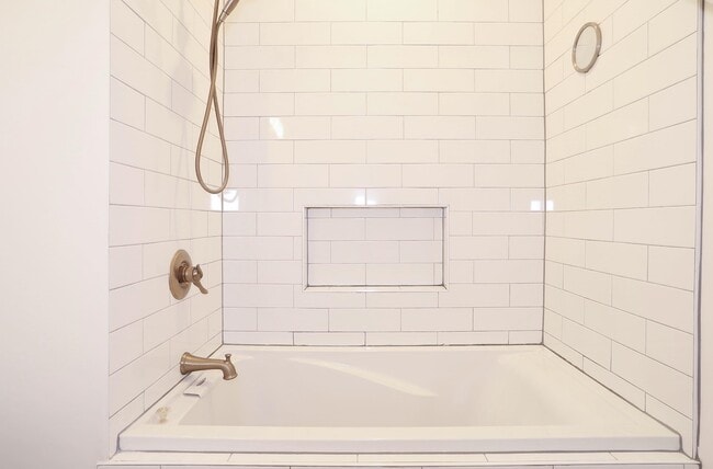 Building Photo - 75 Liberty Ave