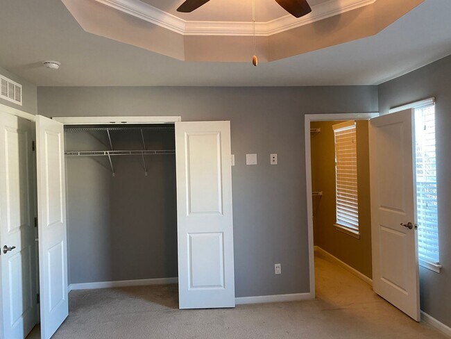Building Photo - 113 Grande Sky Ct
