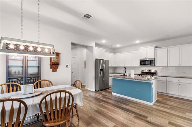 Building Photo - 517 Williams Way