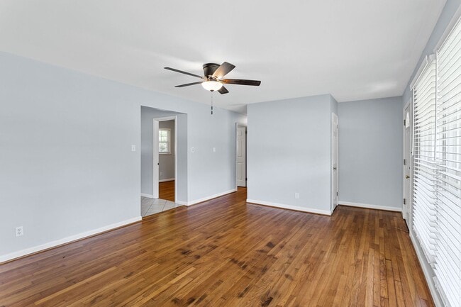 Building Photo - 4-Bed, 2-Bath Home with Fenced Yard in Win...