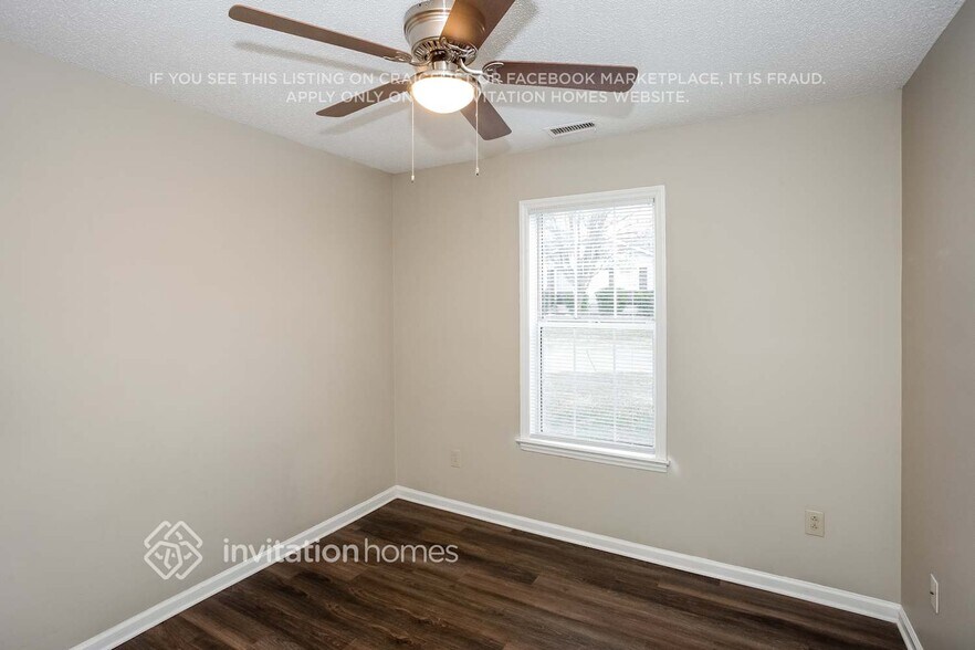 Building Photo - 4301 Emerald Ln