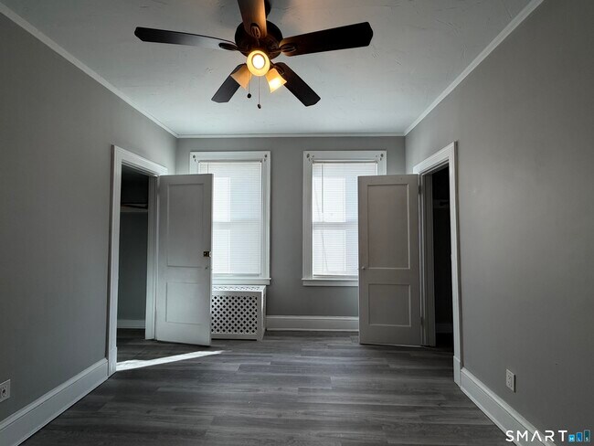 Building Photo - 41-43-43 Hebron St