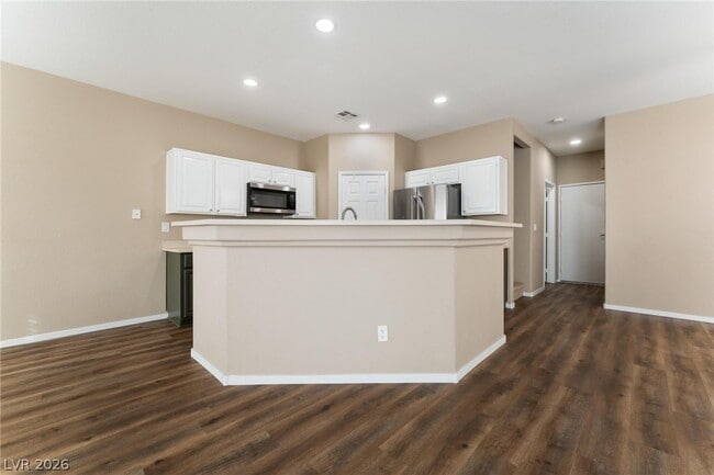 Building Photo - 6604 Lavender Lilly Ln