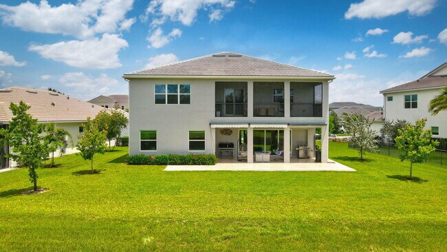 Building Photo - 15866 Orchard Dr