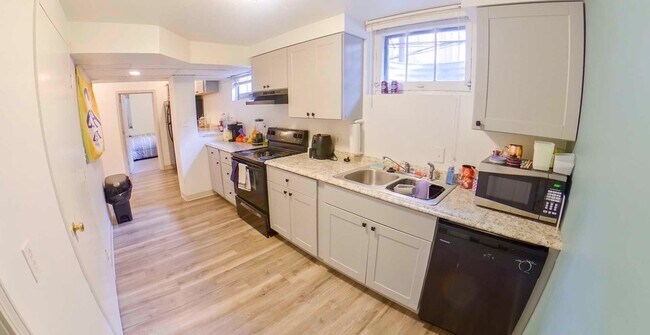 Primary Photo - 709 Bluemont Ave