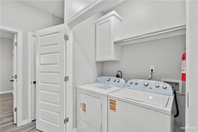 Building Photo - 2705 Bald Cypress Dr