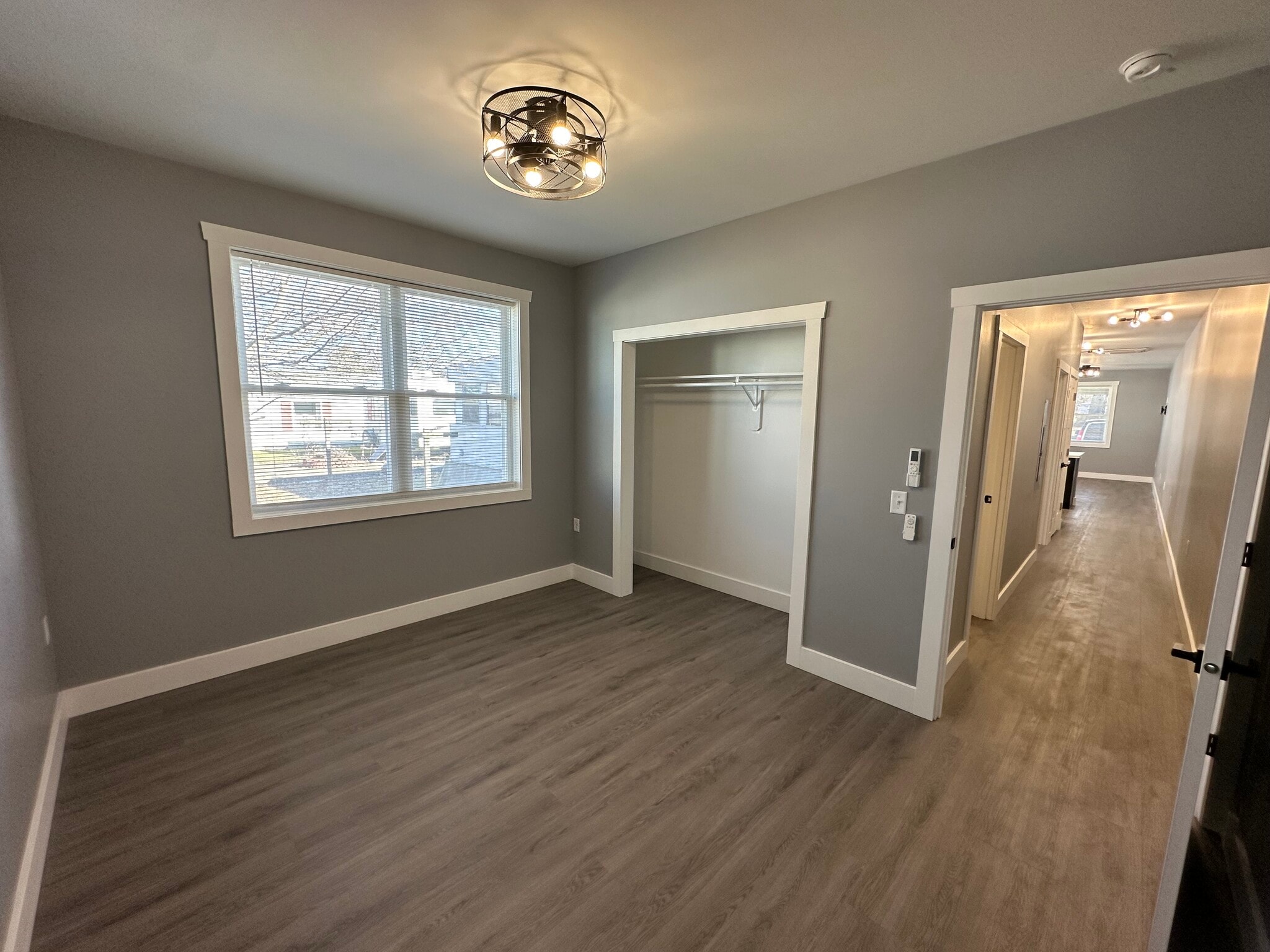 Building Photo - 1102 S Malott St